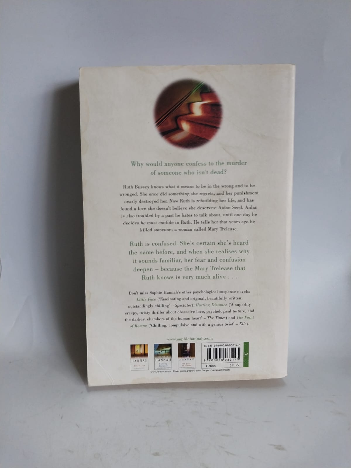 Hannah, Sophie - THE OTHER HALF LIVES