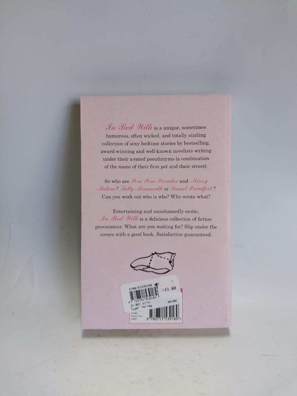 Edward-Jones, Imogen - IN BED WITH