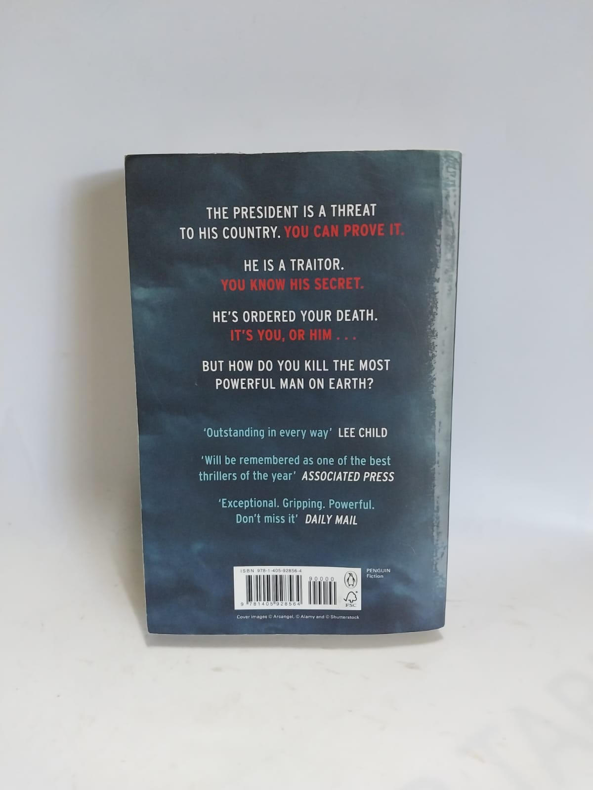 Hurwitz, Gregg - OUT OF THE DARK