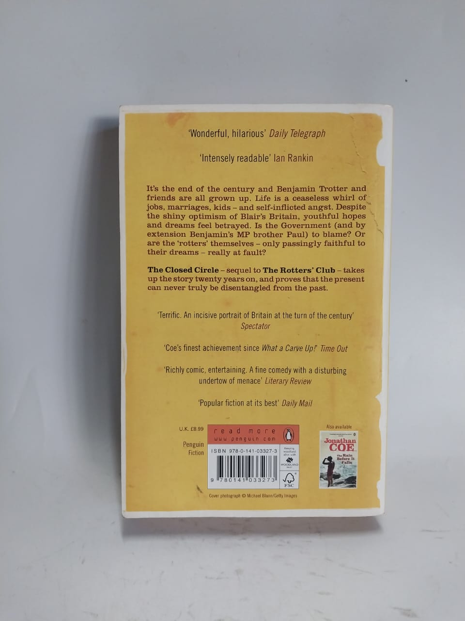 Coe, Jonathan - THE CLOSED CIRCLE