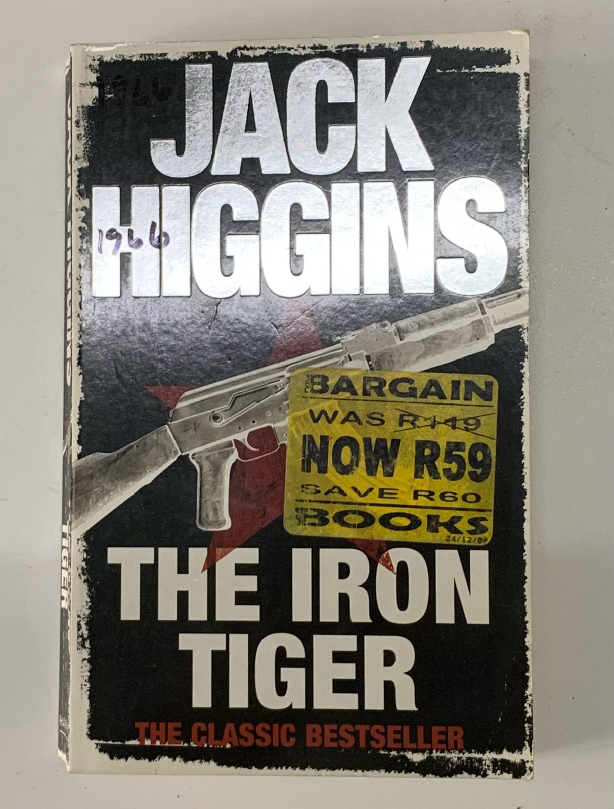 Higgins, Jack - THE IRON TIGER