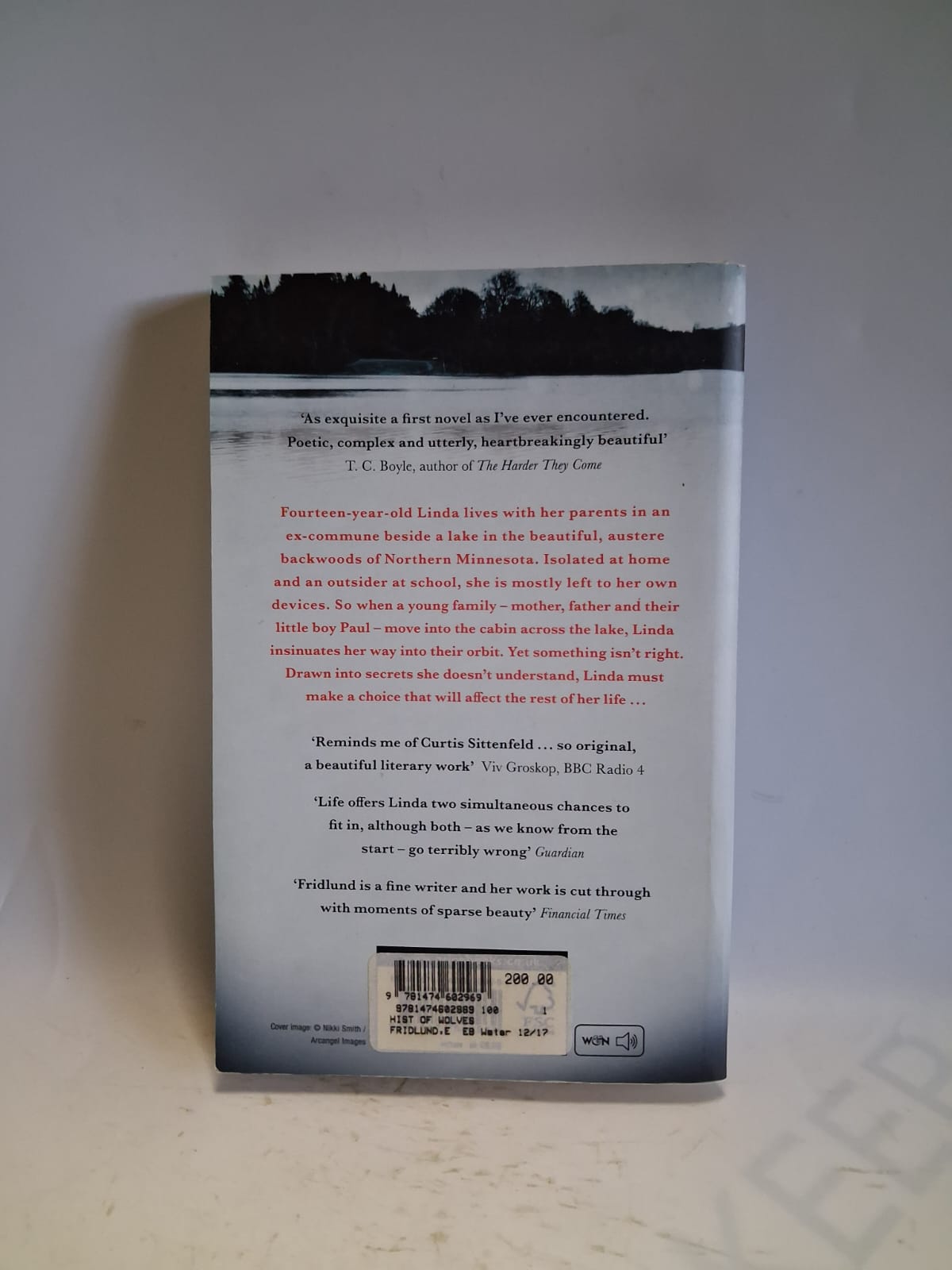 Fridlund, Emily - HISTORY OF WOLVES
