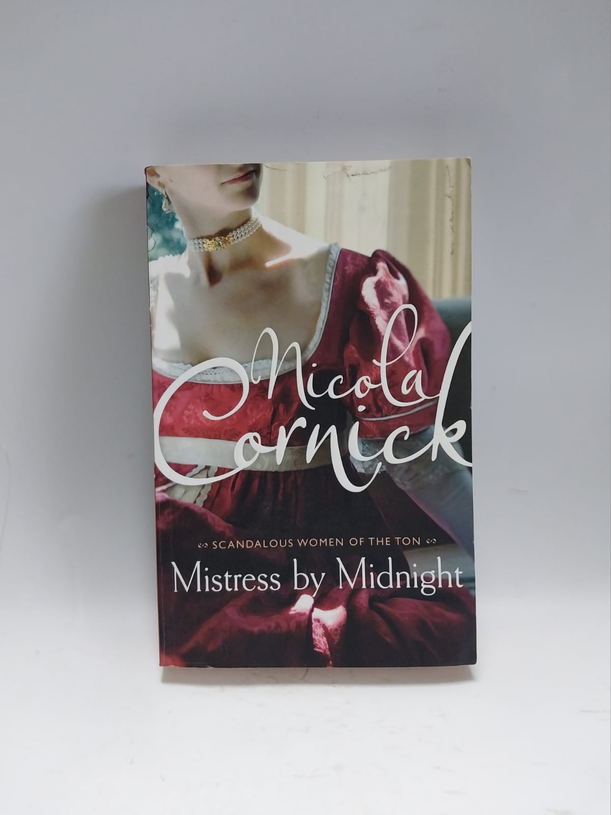 Cornick, Nicola - MISTRESS BY MIDNIGHT