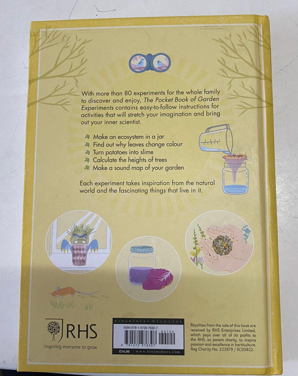 Pilcher, Helen - THE POCKET BOOK OF GARDEN EXPERIMENTS: 80 FUN ACTIVITIES FOR FAMILIES