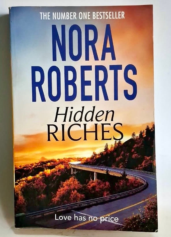Roberts, Nora - HIDDEN RICHES