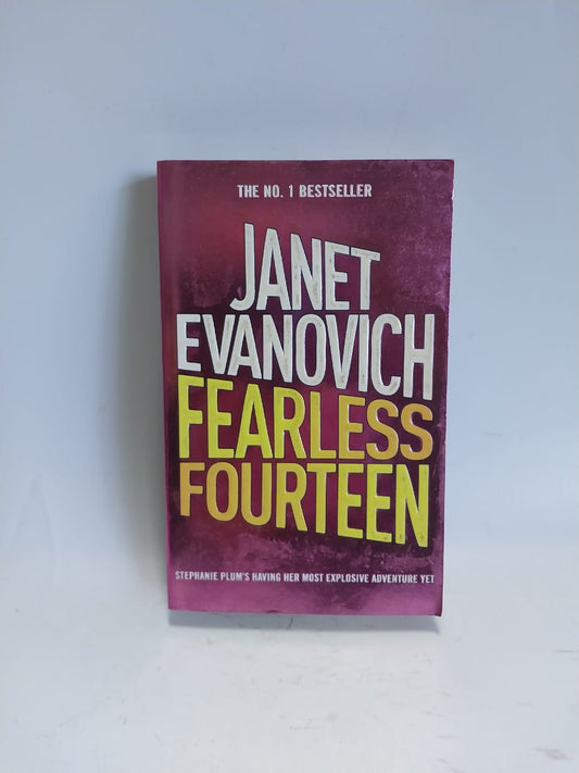 Evanovich, Janet - FEARLESS FOURTEEN