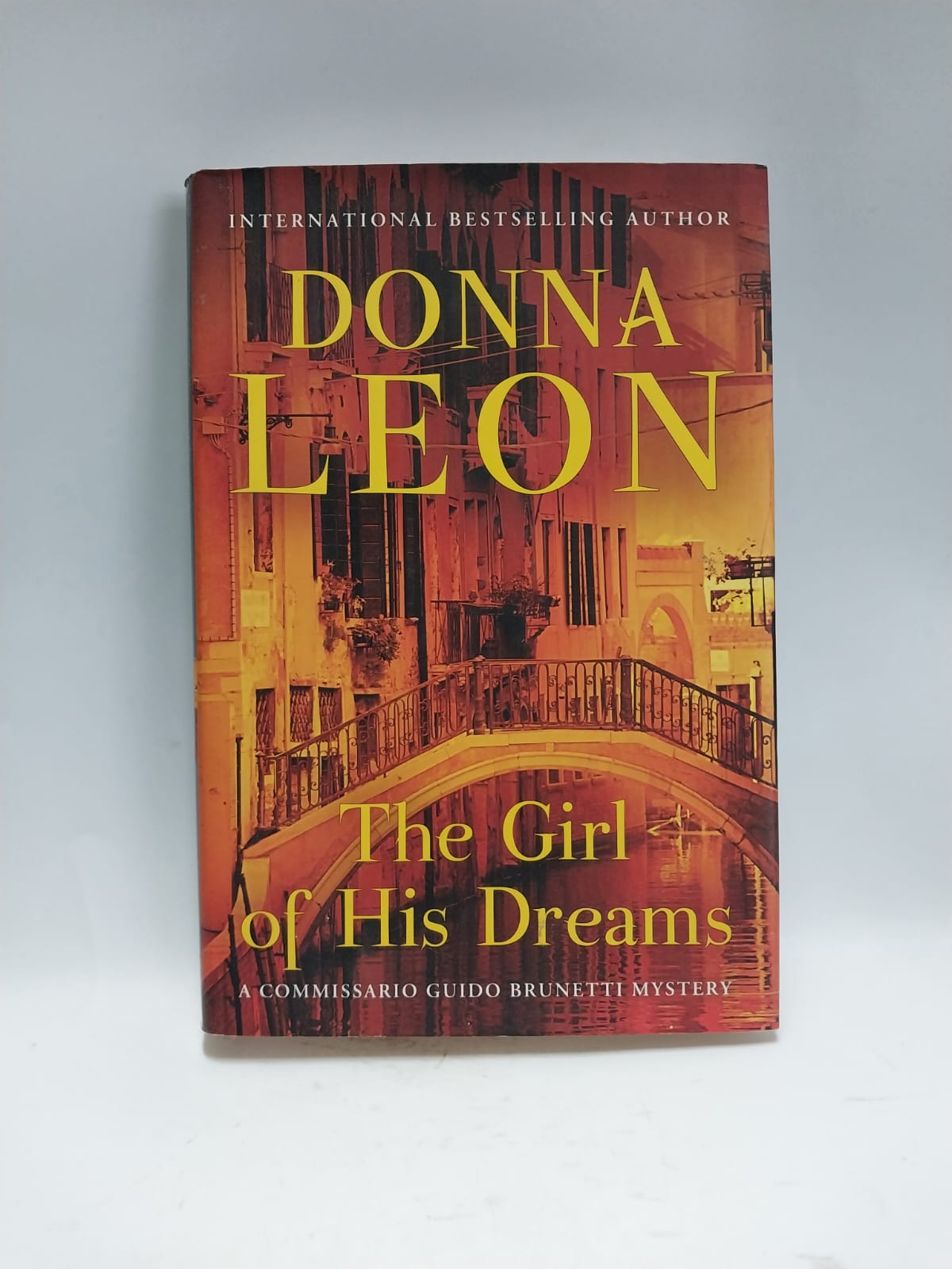 Leon, Donna - THE GIRL OF HIS DREAMS