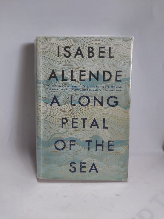 Allende, Isabel - A LONG PETAL OF THE SEA