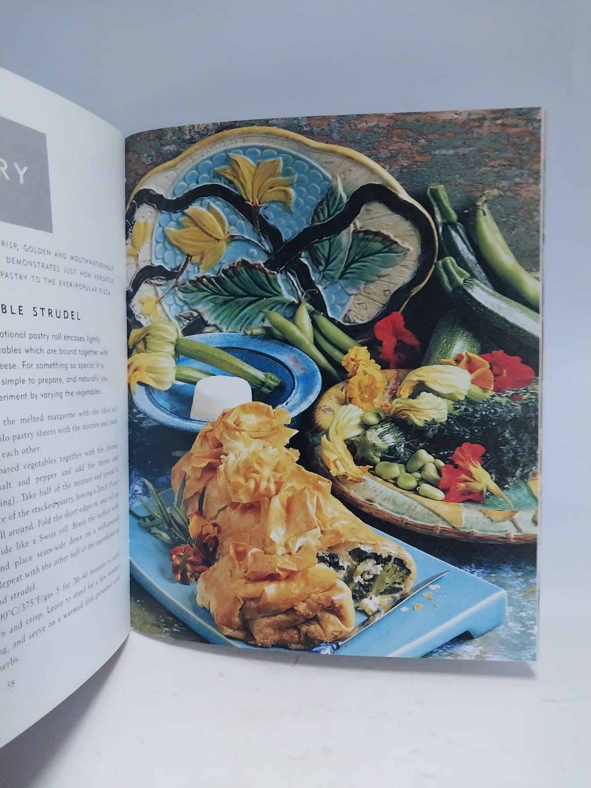 McCartney, Linda - LINDA'S SUMMER KITCHEN