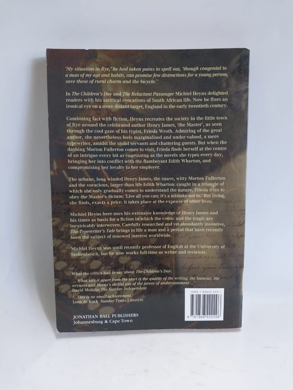 Heyns, Michiel - THE TYPEWRITER'S TALE