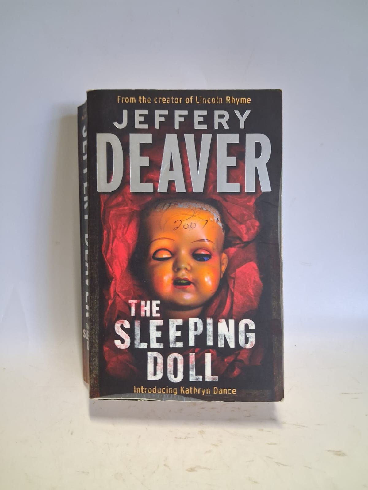 Deaver, Jeffery - THE SLEEPING DOLL