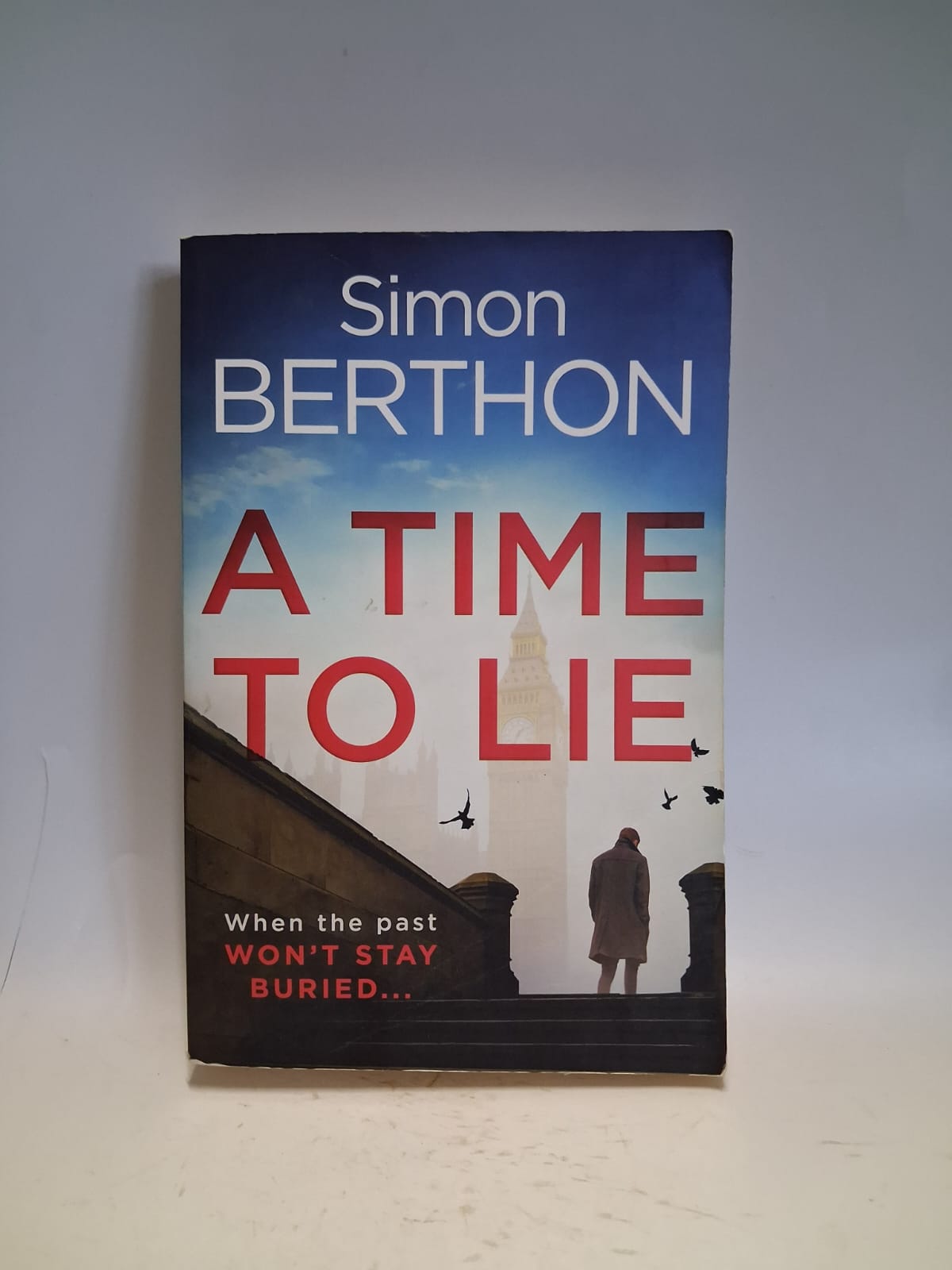 Berthon, Simon - A TIME TO LIE