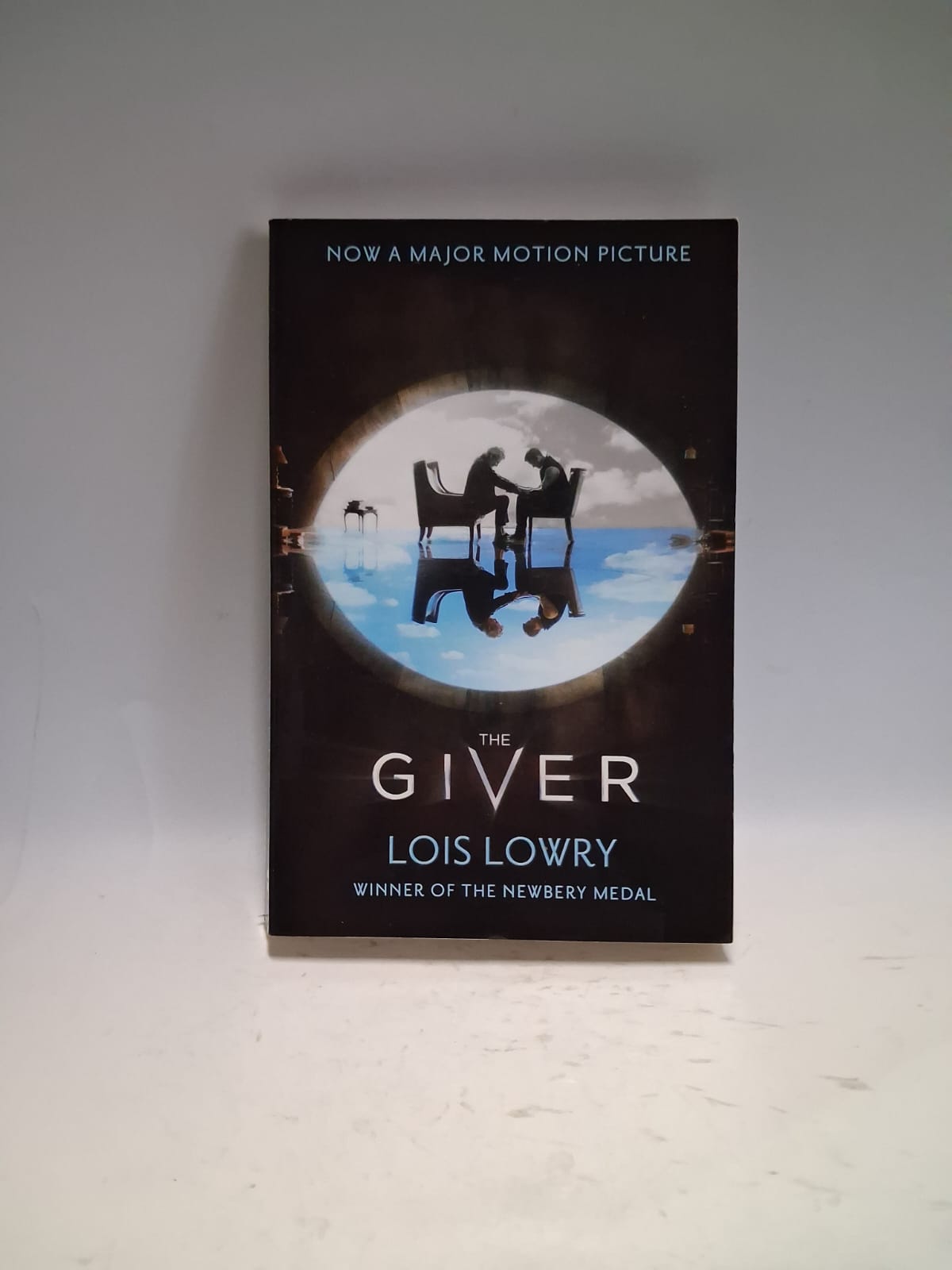 Lowry, Lois - THE GIVER