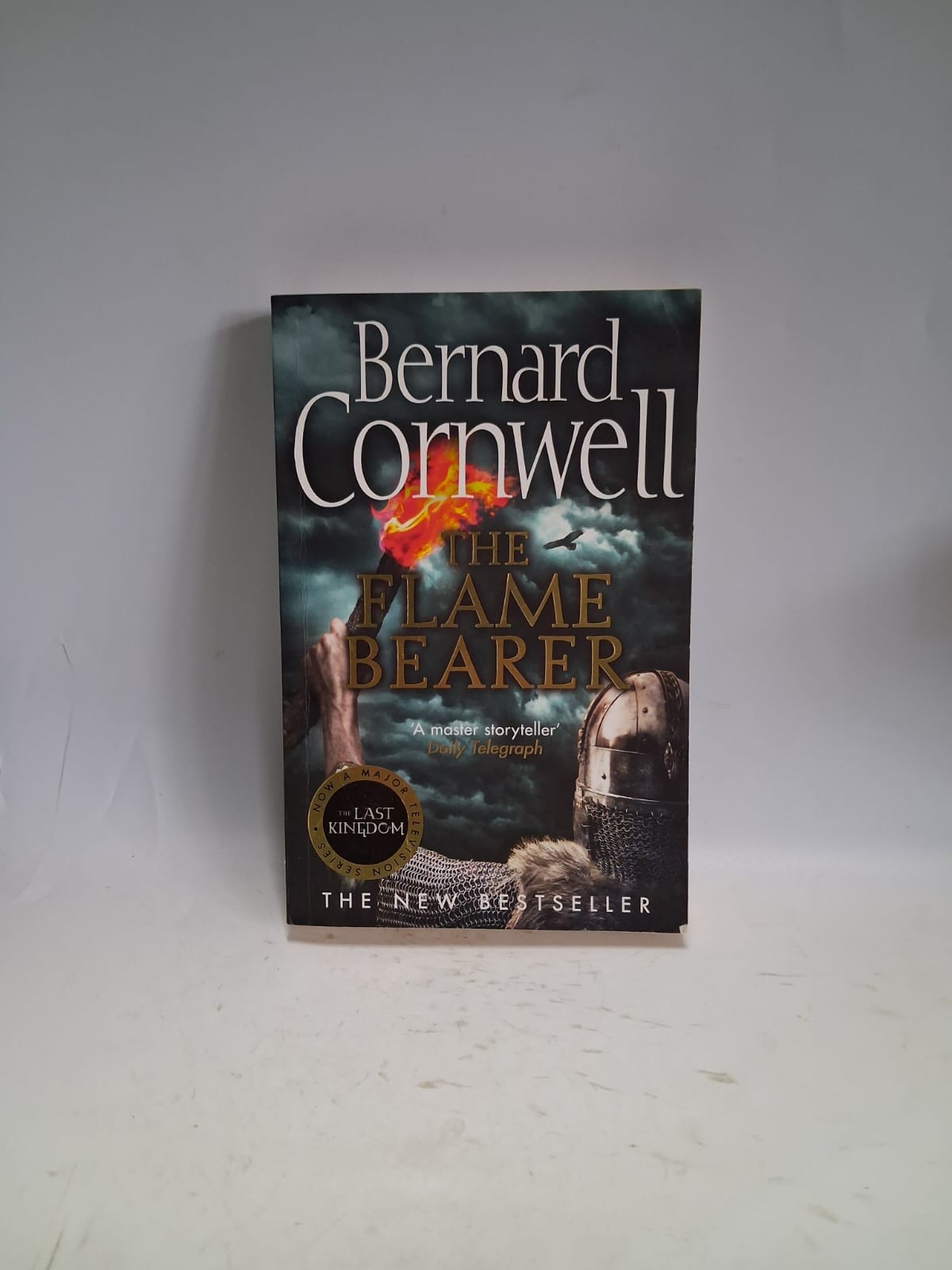 Cornwell, Bernard - THE FLAME BEARER