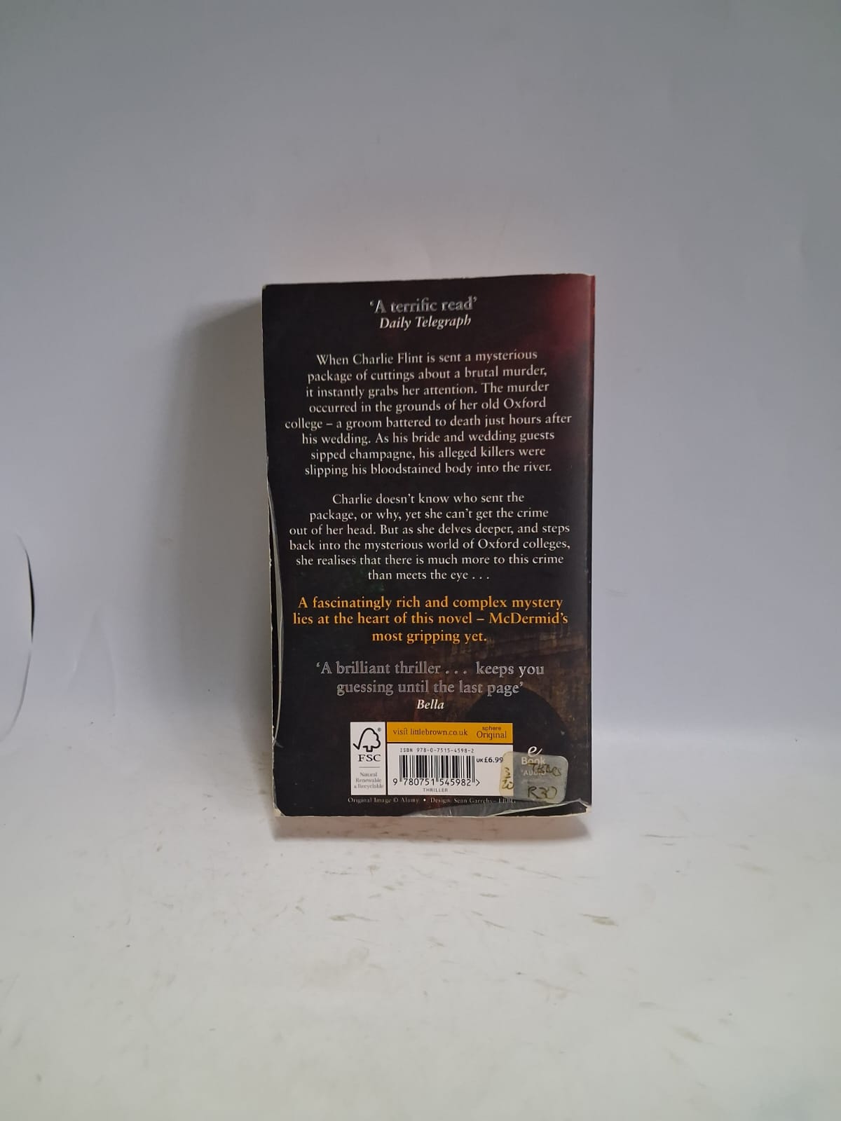 McDermid, Val - TRICK OF THE DARK