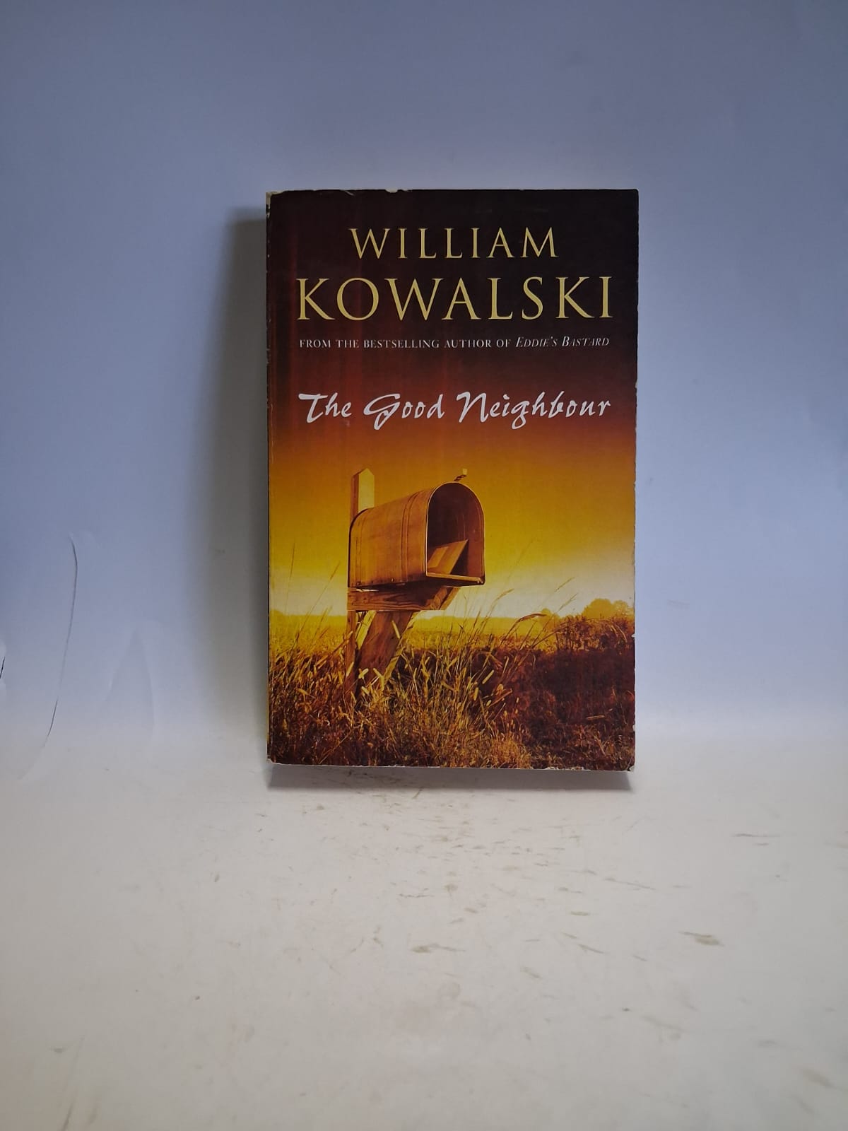 Kowalski, William - THE GOOD NEIGHBOUR
