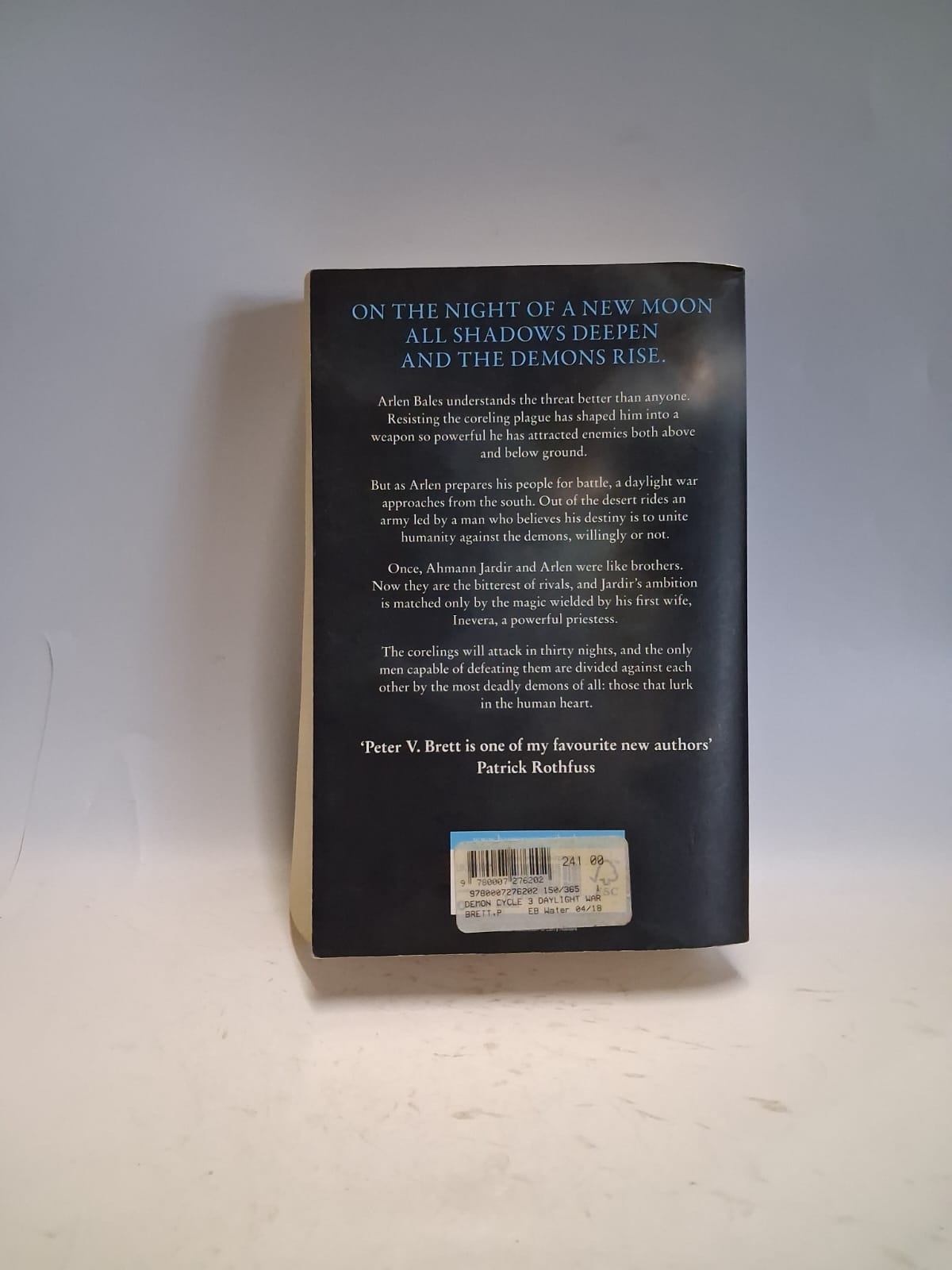 V. Brett, Peter - THE DAYLIGHT WAR
