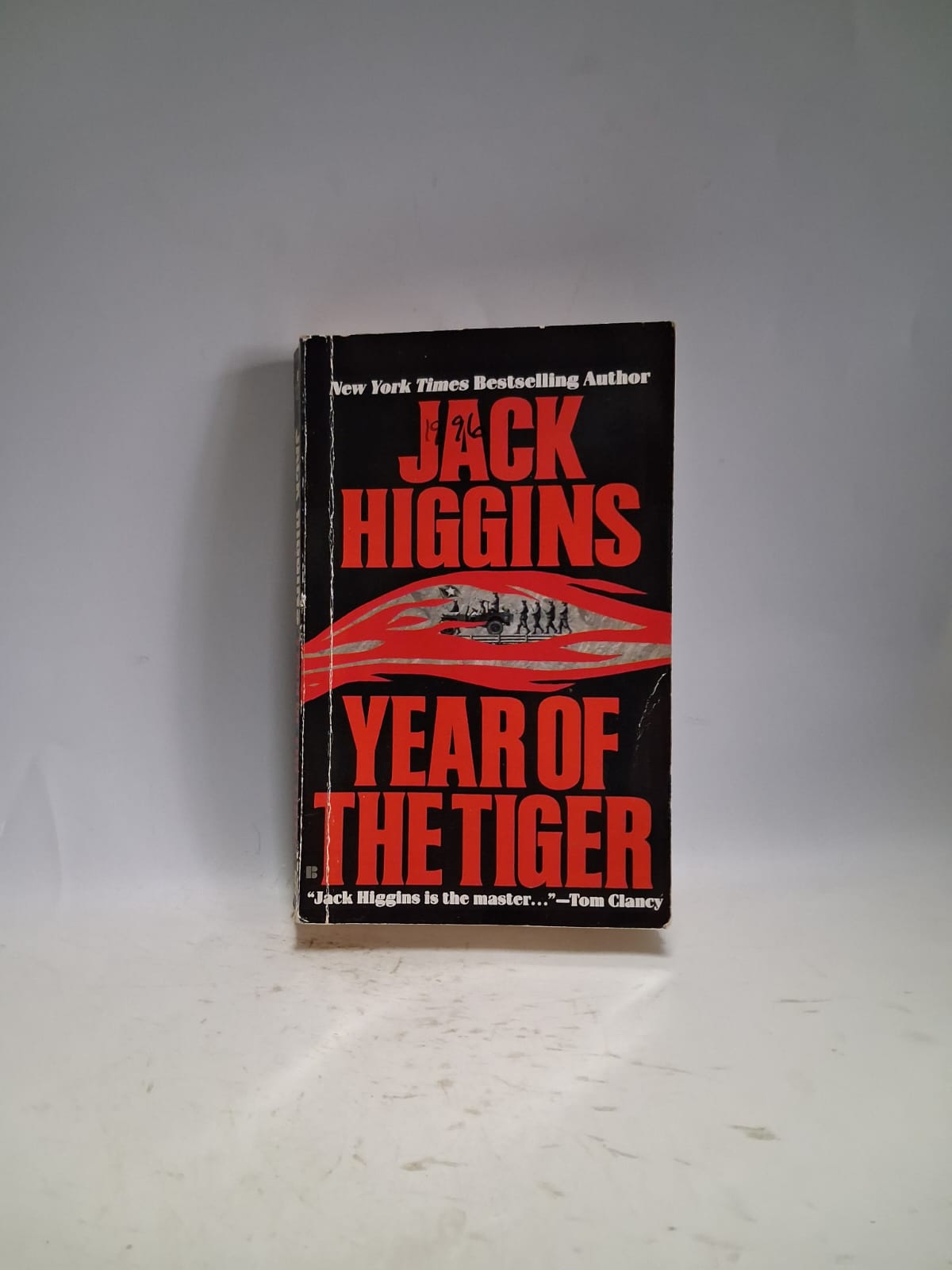 Higgins, Jack - YEAR OF THE TIGER