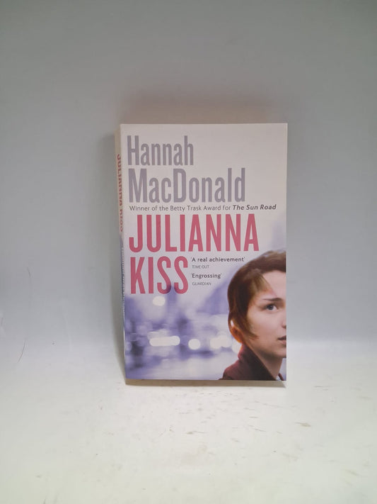 MacDonald, Hannah - JULIANNA KISS