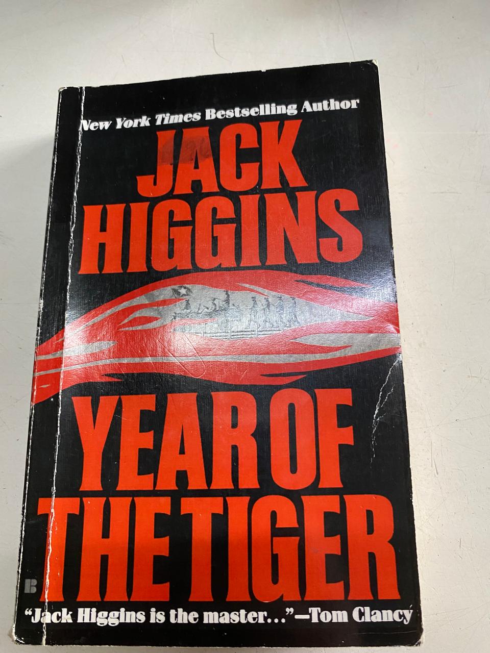 Higgins, Jack - YEAR OF THE TIGER