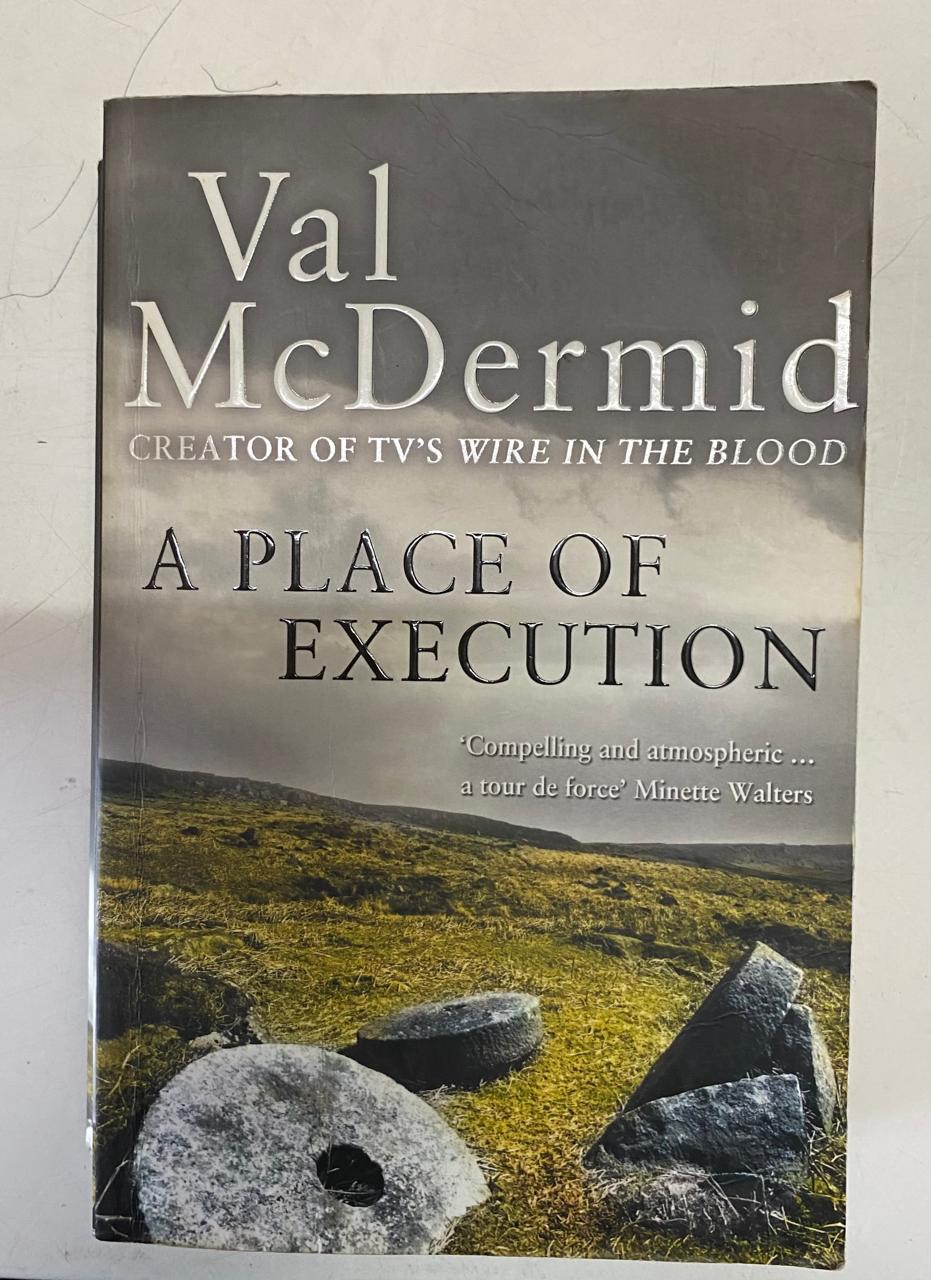 McDermid, Val - A PLACE OF EXECUTION