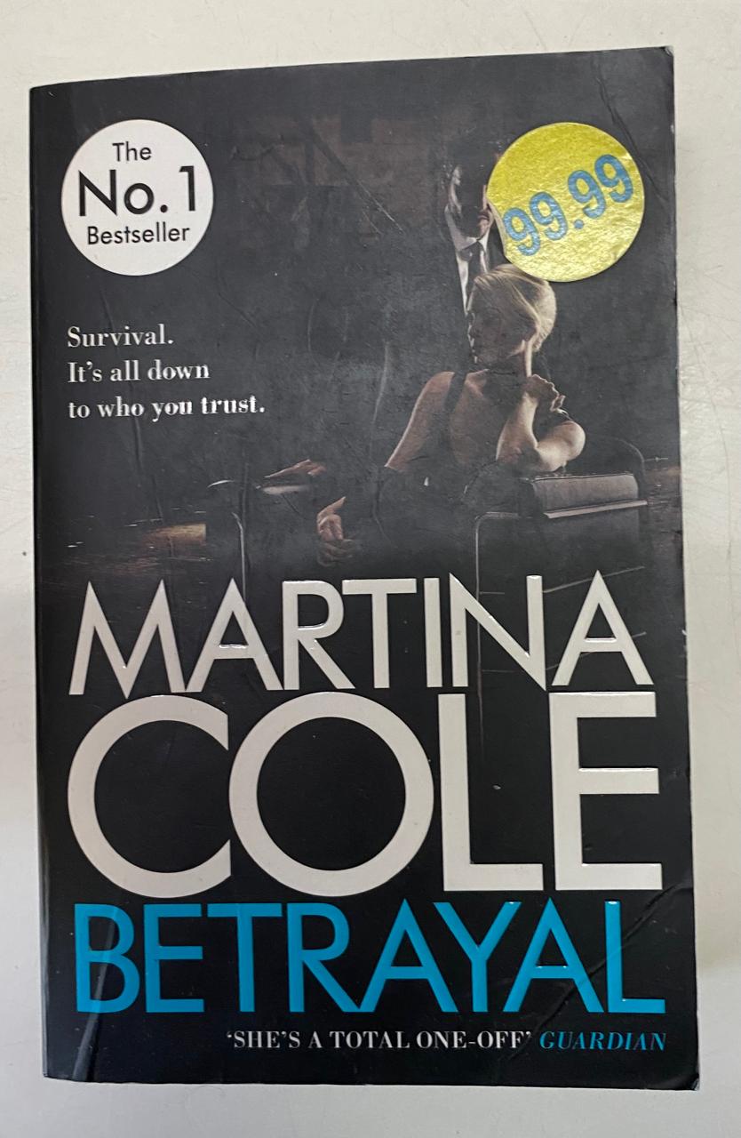 Cole, Martina - BETRAYAL