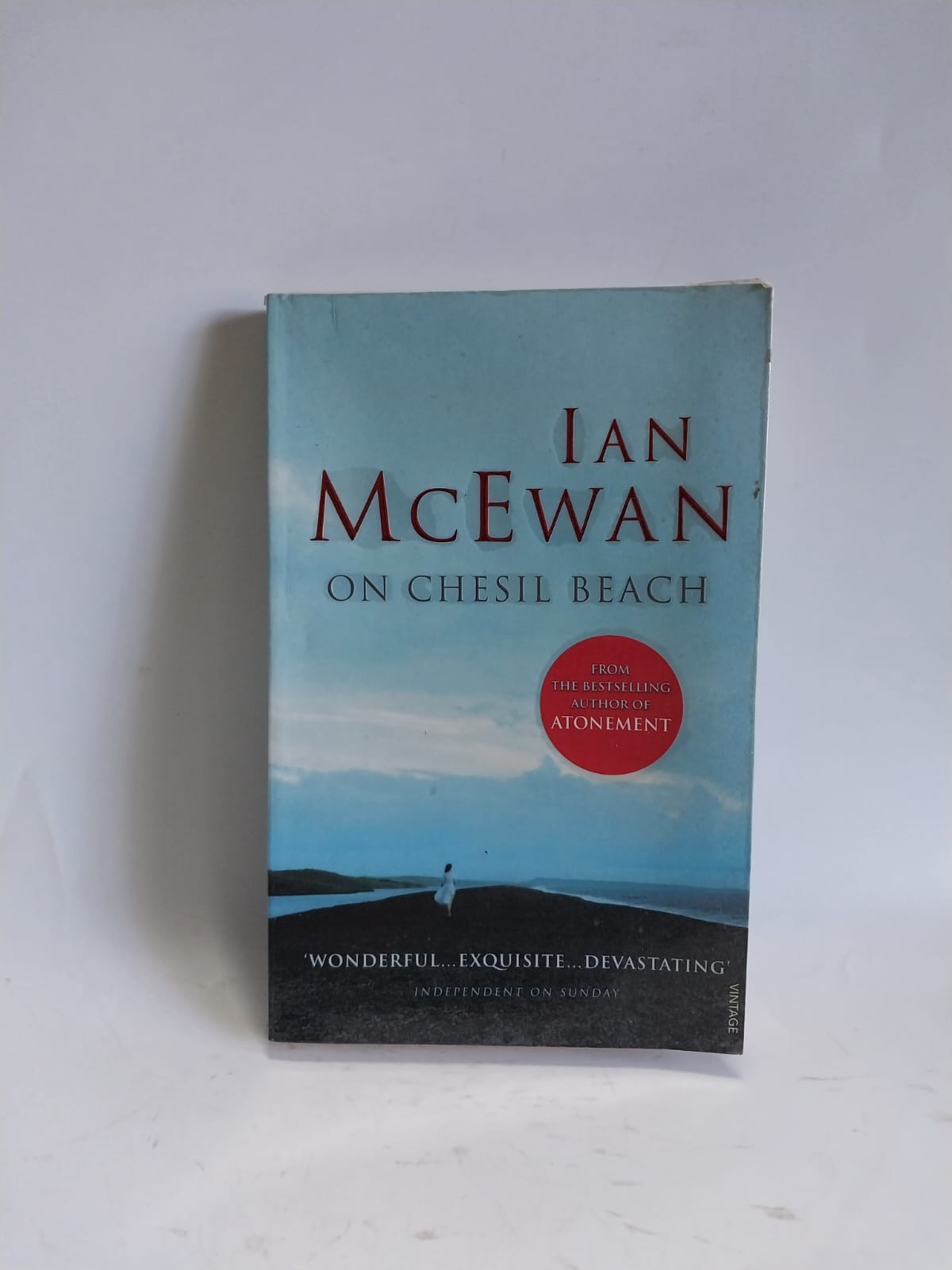 McEwan, Ian - ON CHESIL BEACH