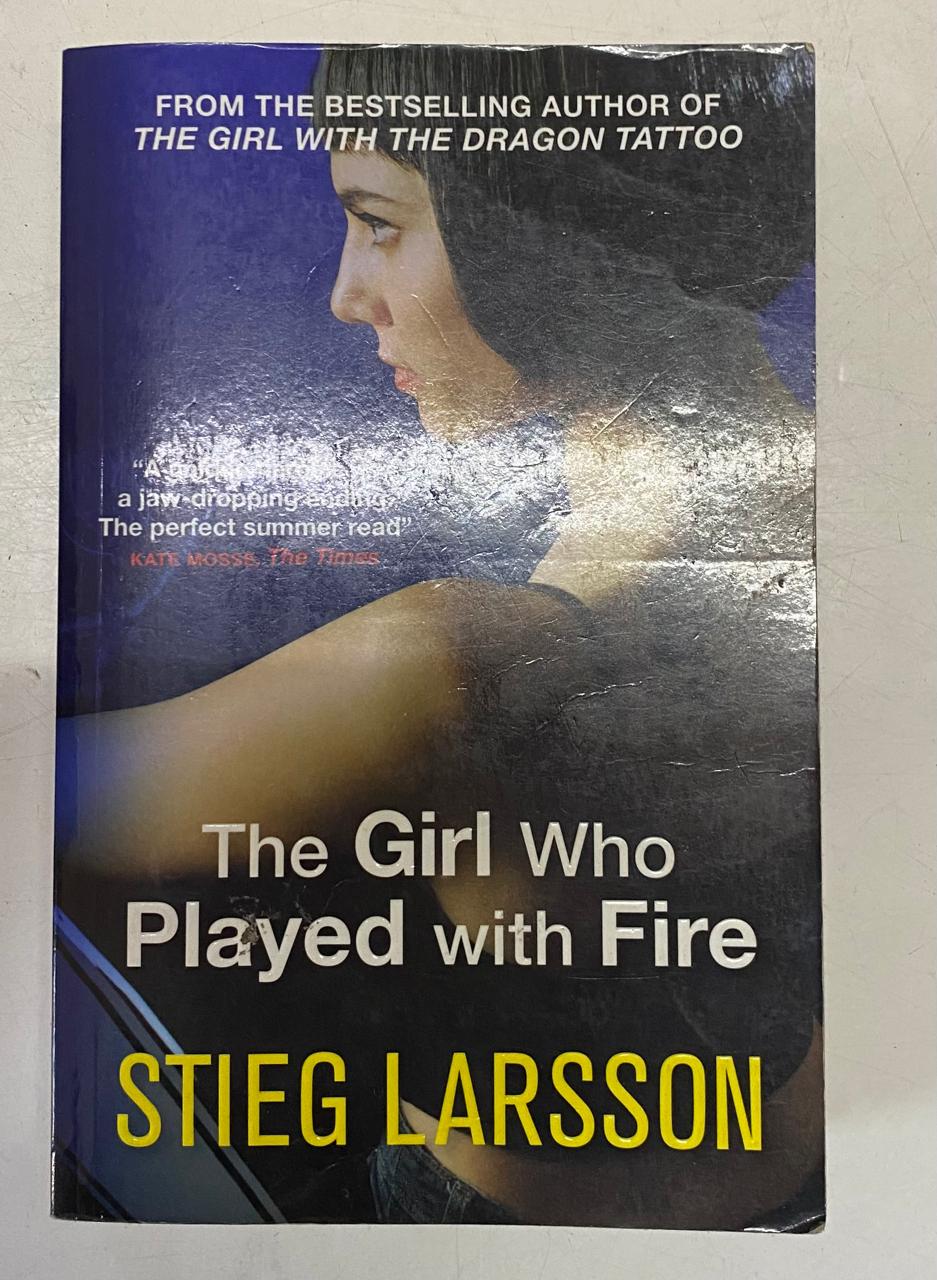 Larsson, Stieg - THE GIRL WHO PLAYED WITH FIRE