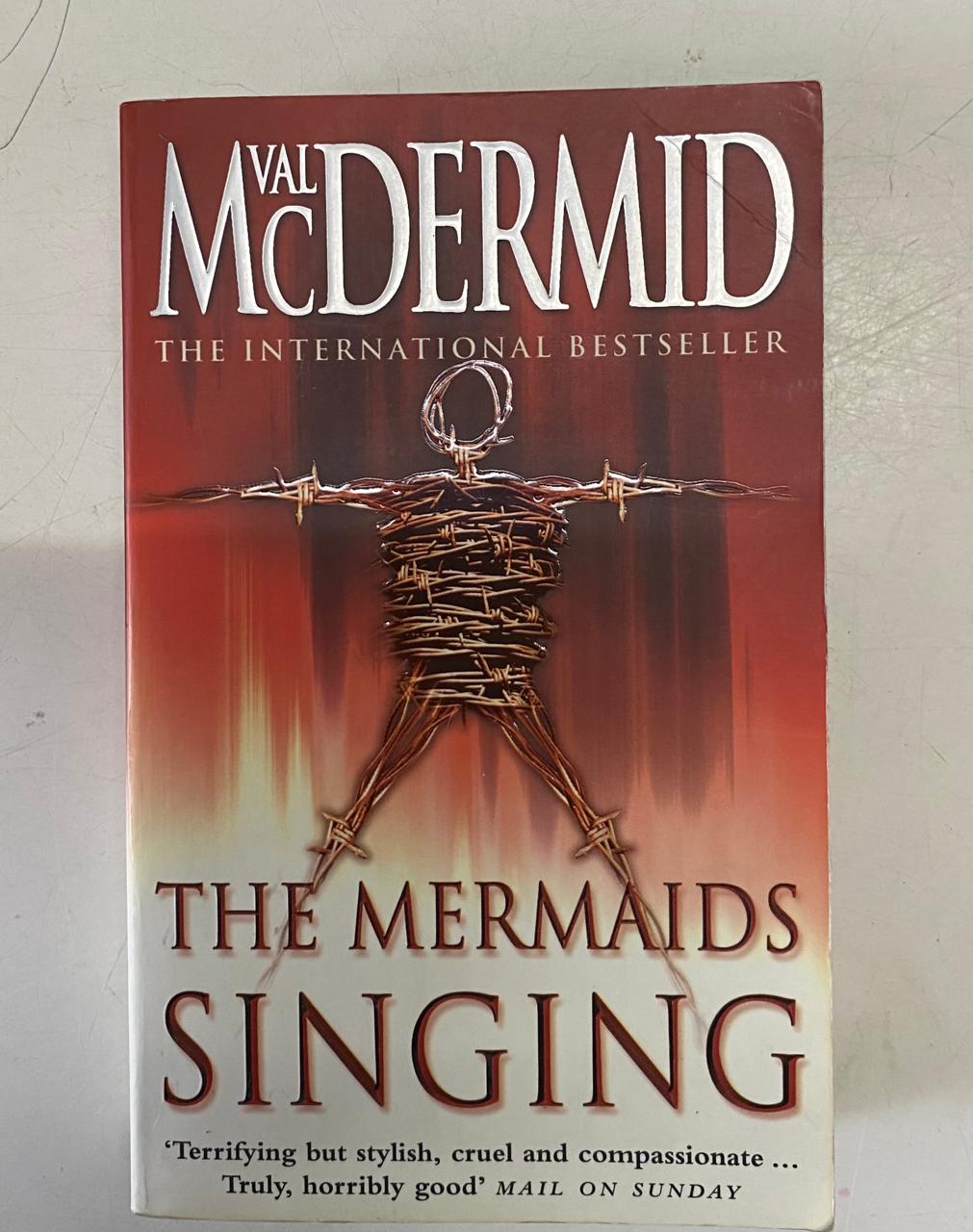 McDermid, Val - THE MERMAIDS SINGING