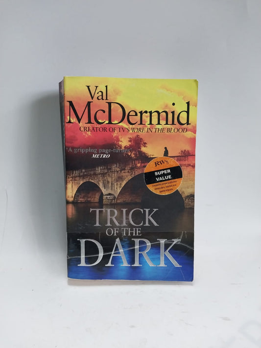 McDermid, Val - TRICK OF THE DARK